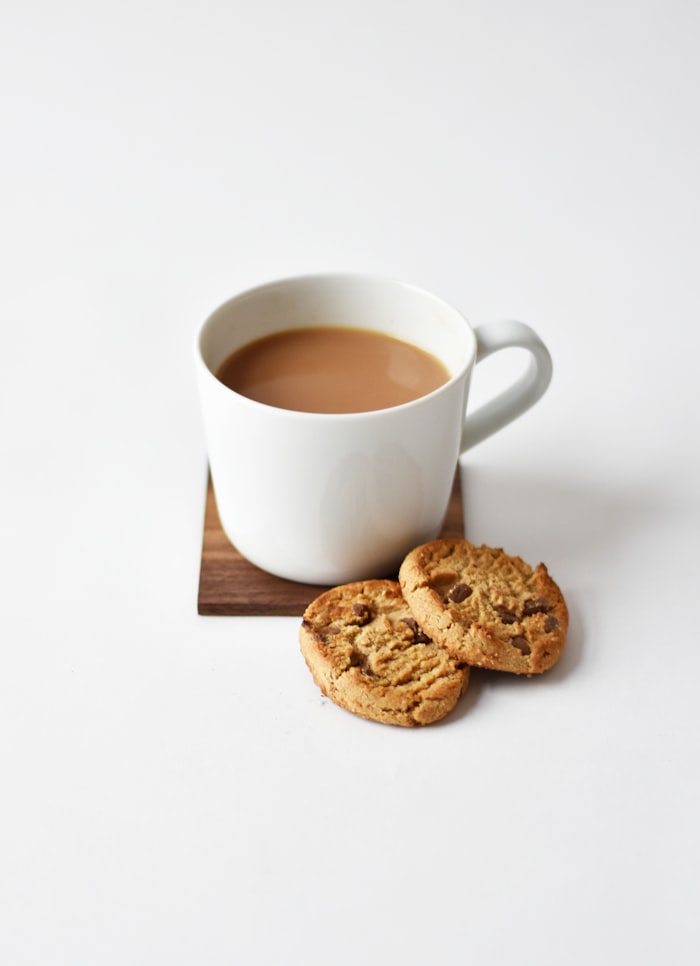 Milk tea and biscuits